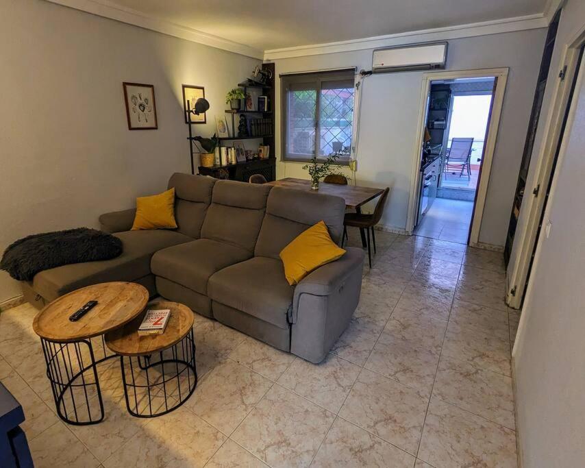 Acogedor Apartamento Y Parking Madrid Dış mekan fotoğraf